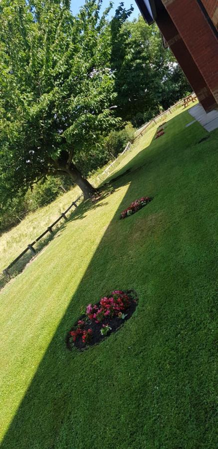 Redwings Lodge Dunstable Dış mekan fotoğraf